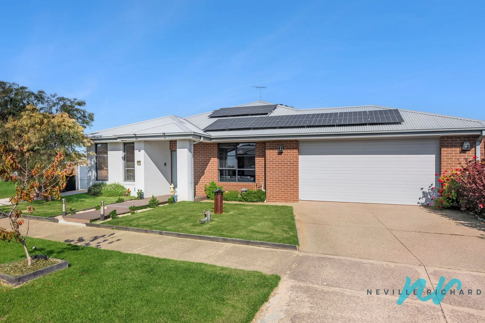 8 Seacombe Way - Image 2