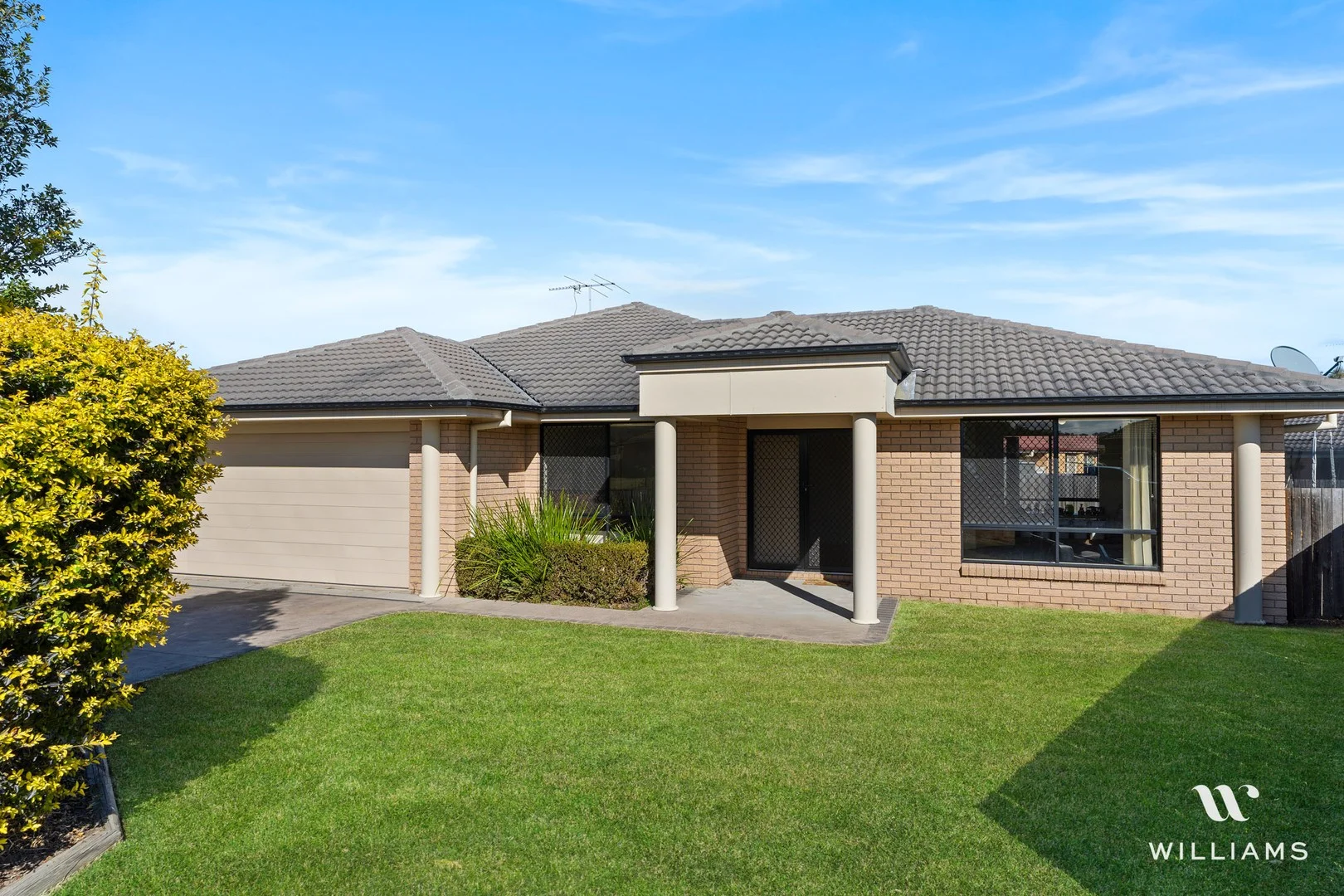 8 Turner Place (1/21)