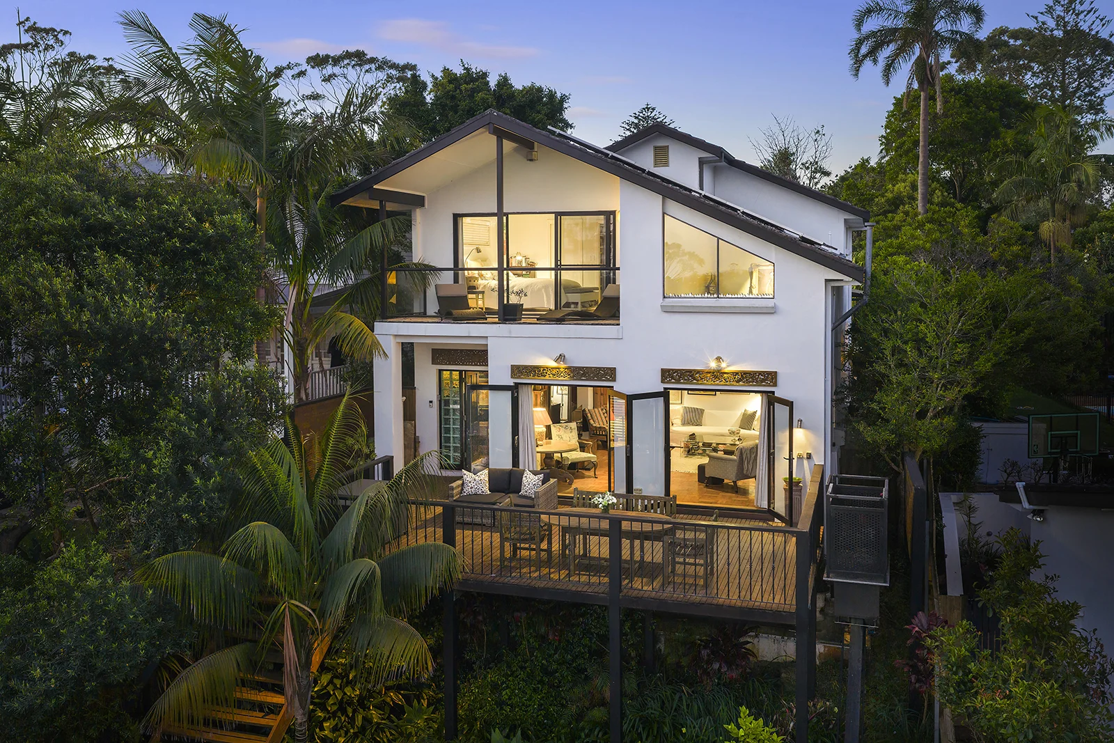 8 Waterview Street (1/15)