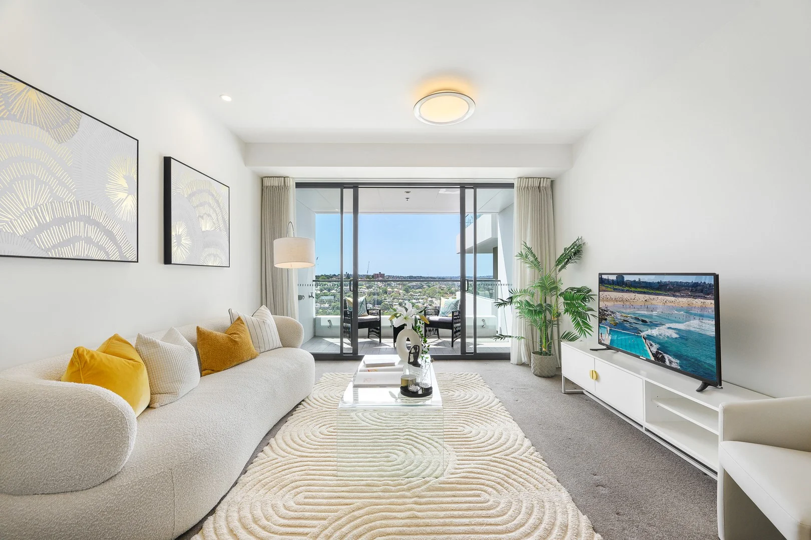 809/138 Walker Street (1/13)