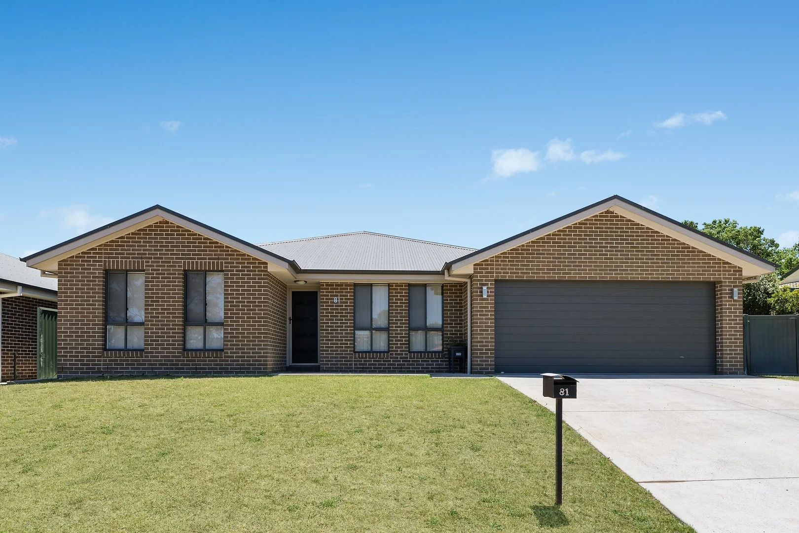 81 Colville Street (1/12)