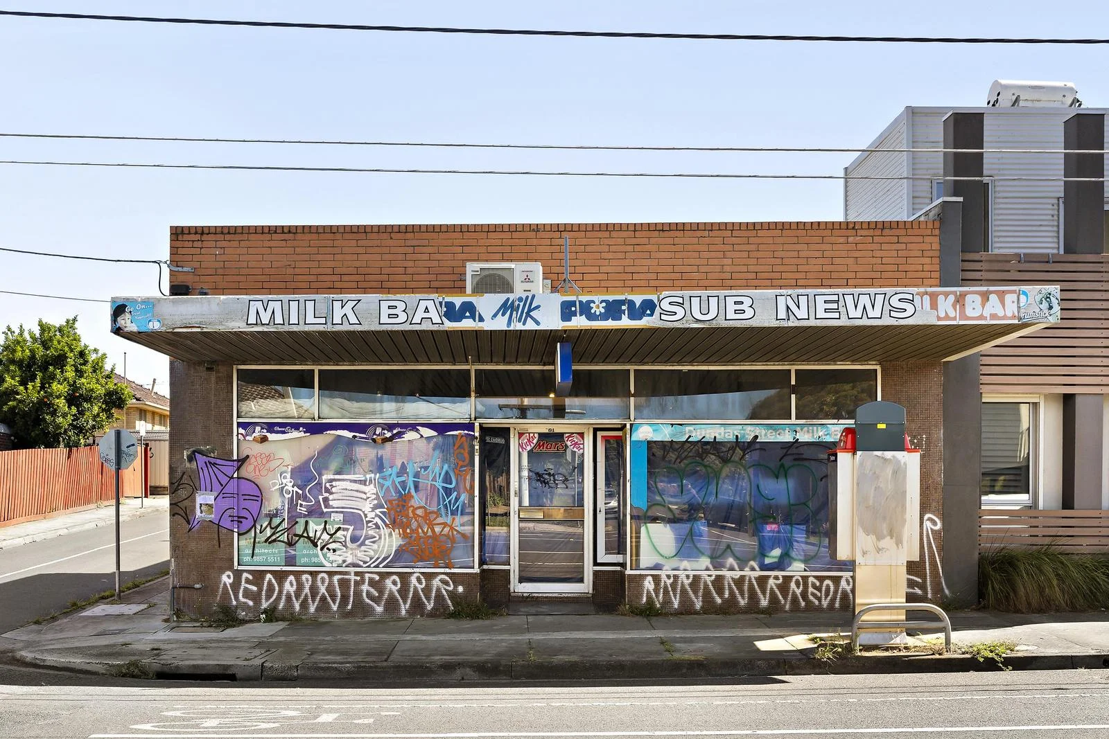 81 Dundas Street (1/5)