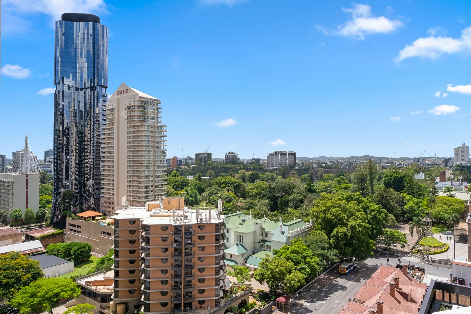 812/8 Margaret Street (1/23)