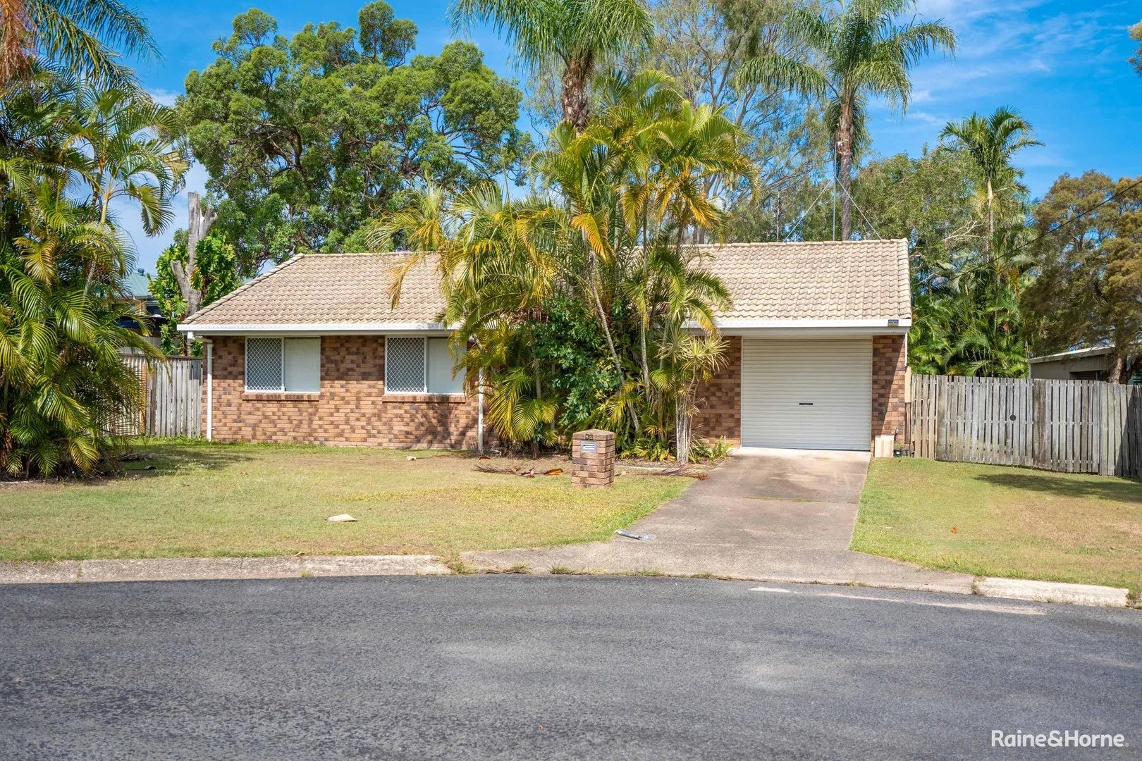 82 Drummond Street (1/14)