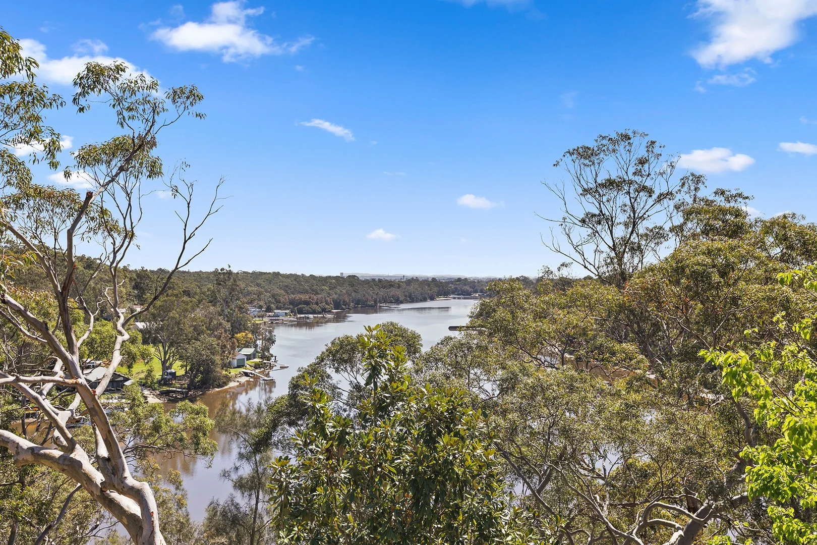 820A Henry Lawson Drive (1/13)