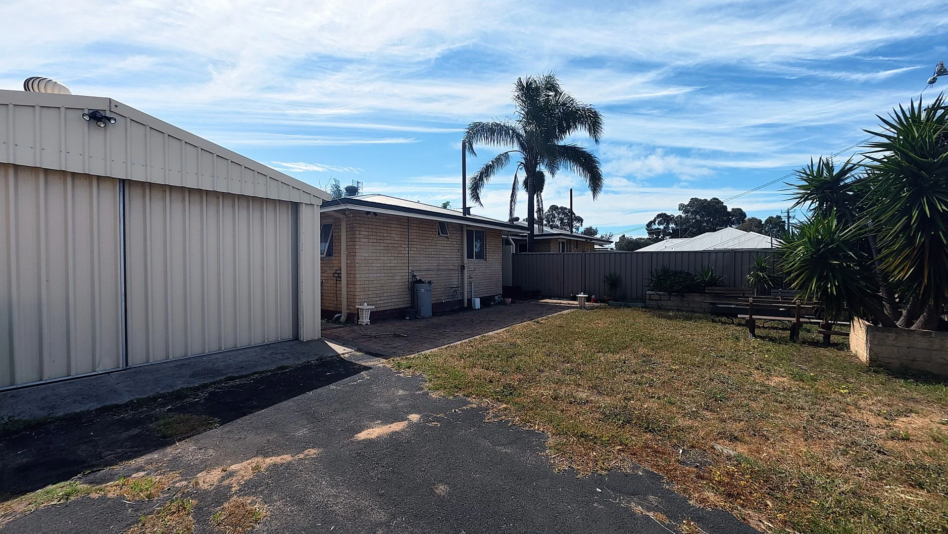 82B Parade Road (1/1)