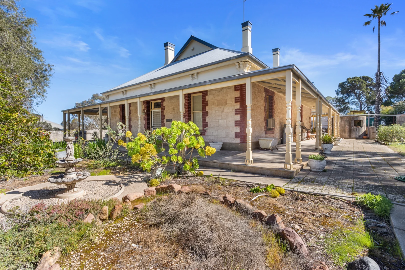 838 Port Victoria Road - Image 2