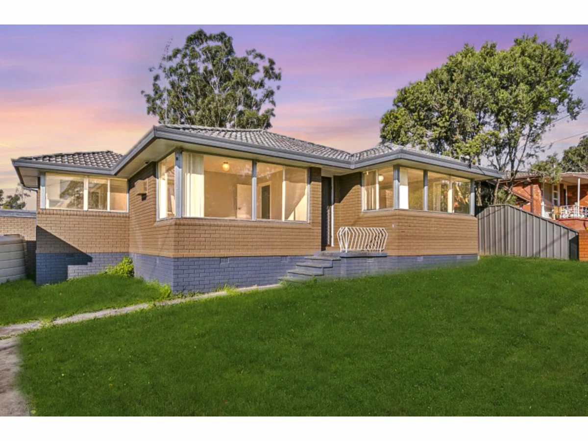 84 & 84A Kareela Avenue (1/9)