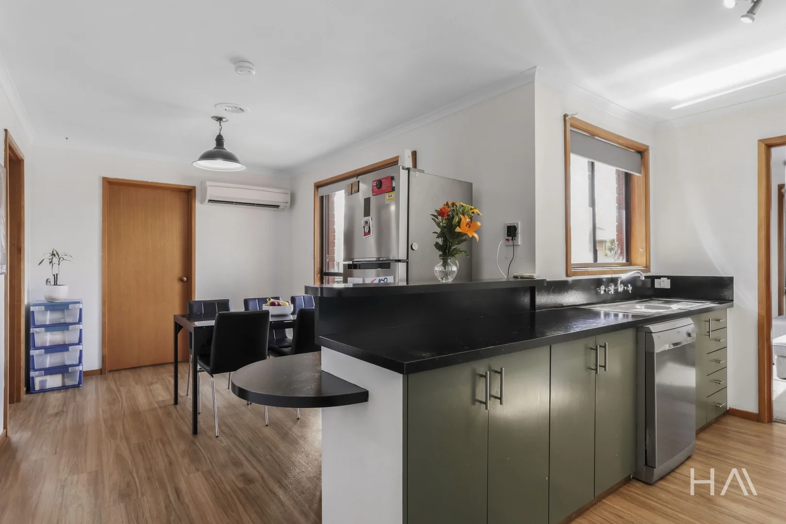 84 Brougham Street - Image 2