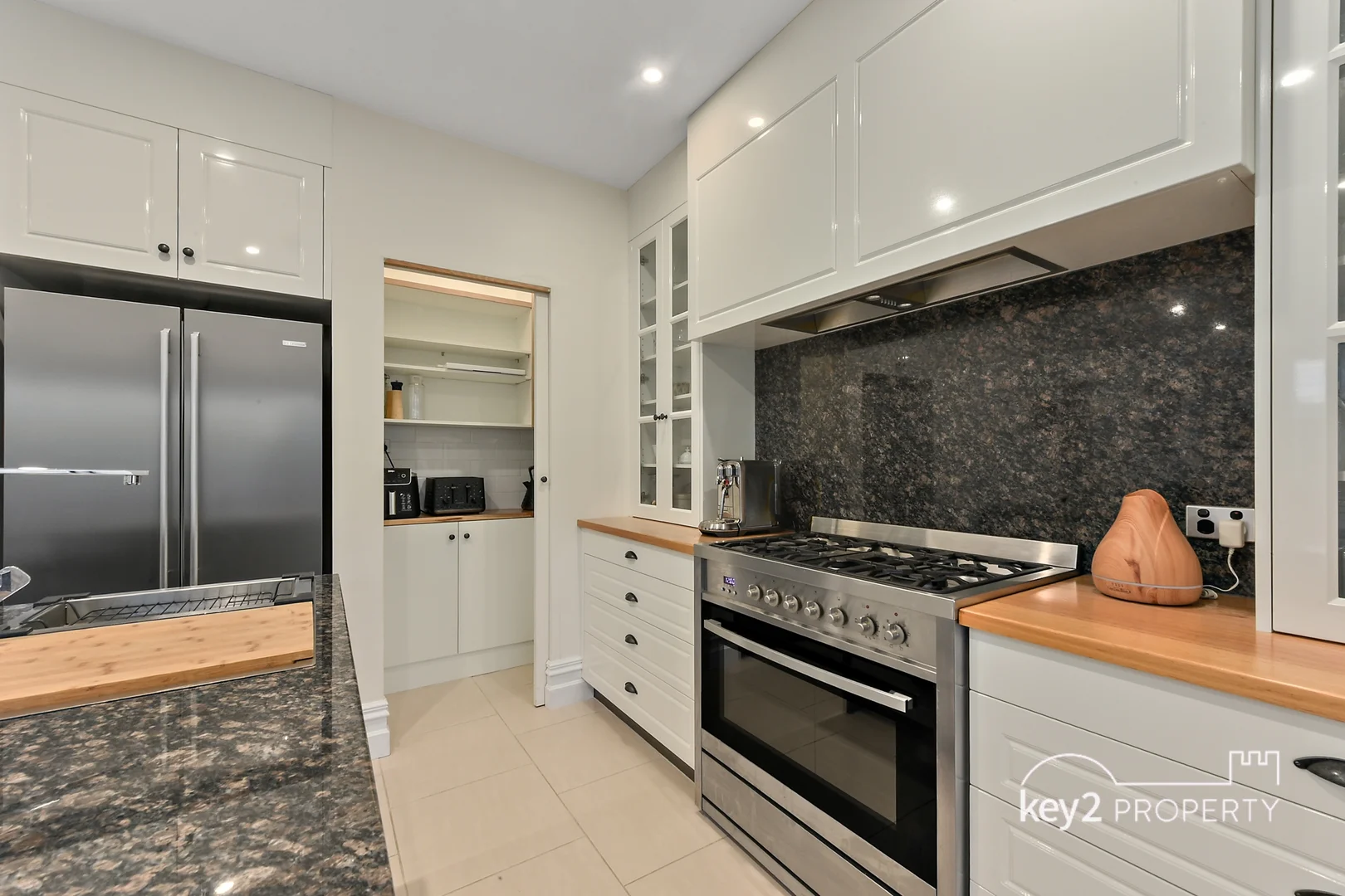 86 Abbott Street - Image 3