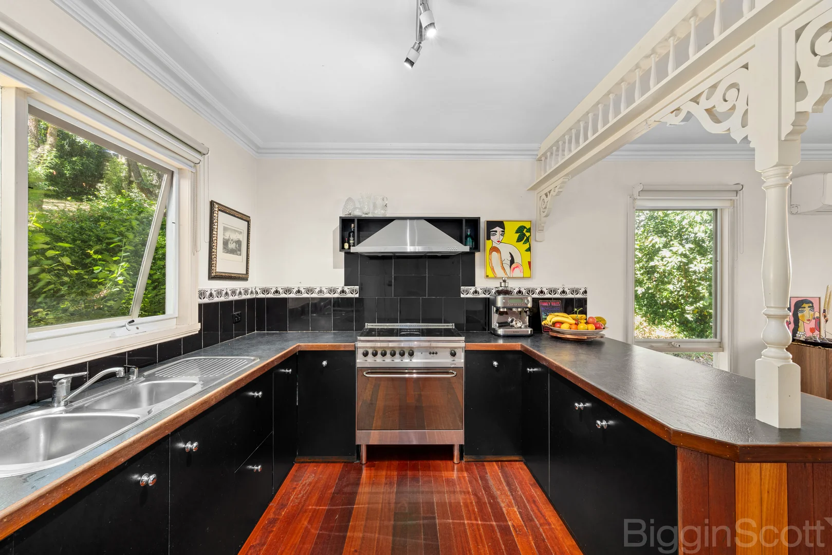86 Central Springs Road - Image 2
