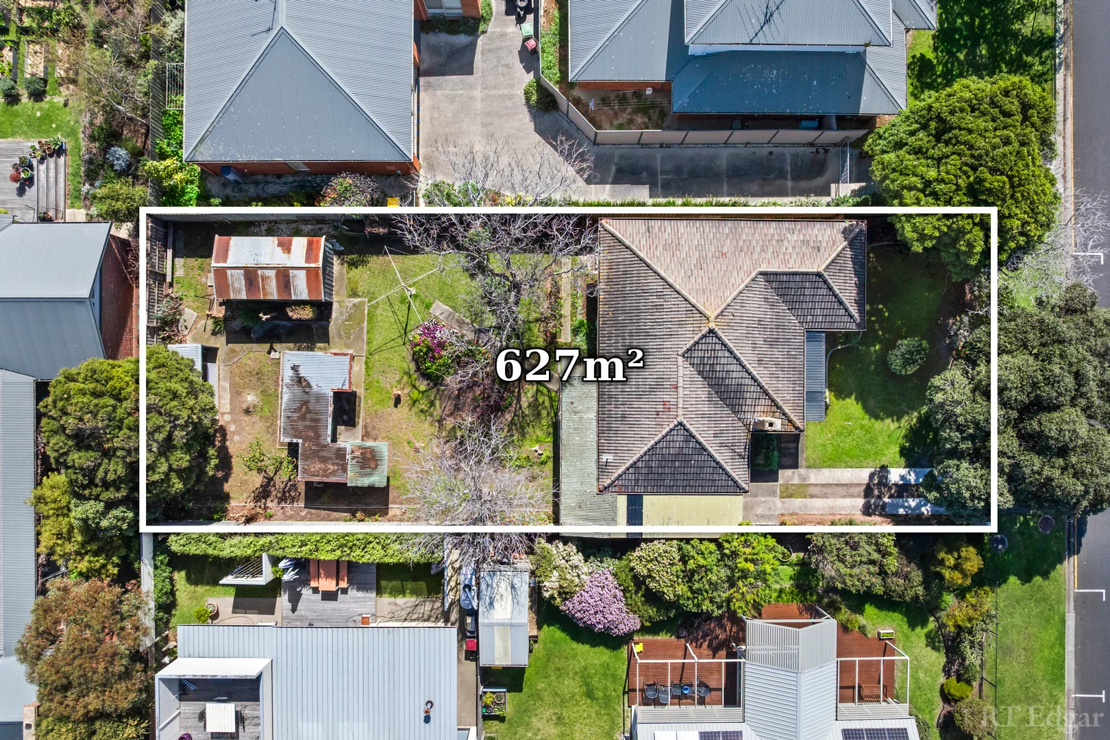 86 Field Street North - Image 2