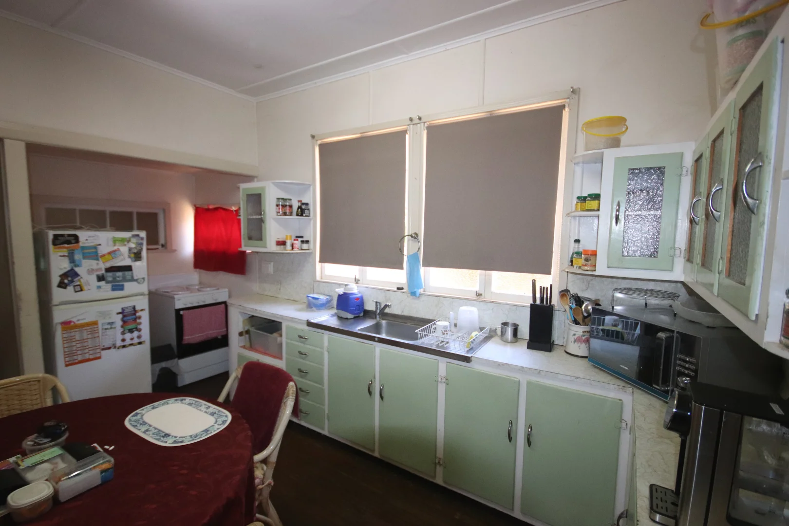 86 Lyons Street - Image 5