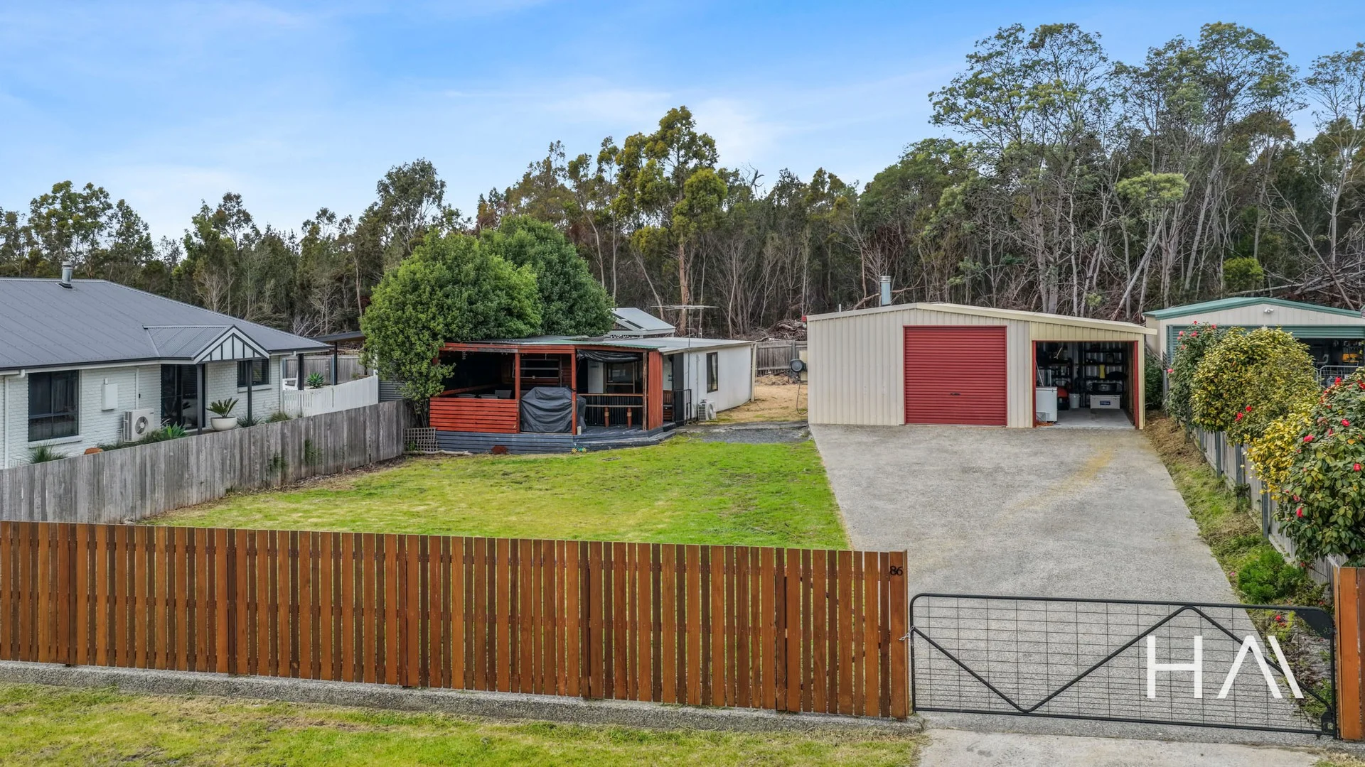 86 Parnella Drive (1/21)