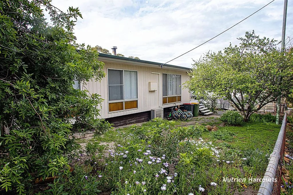 87 Martin Street - Image 2
