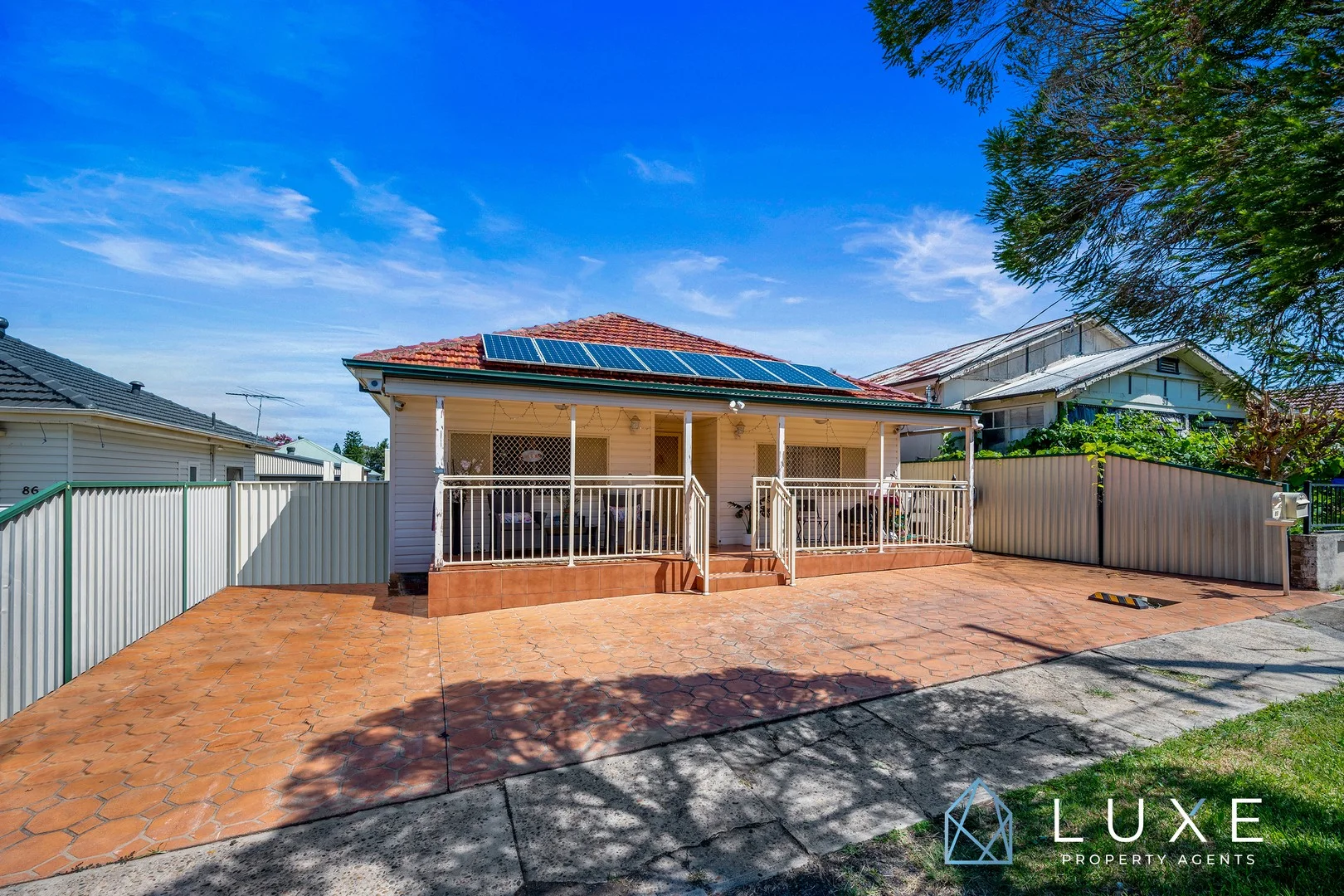 88 Lisgar St (1/13)