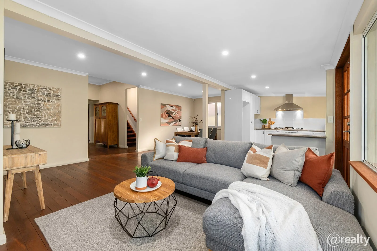 88 Terrace Road - Image 2