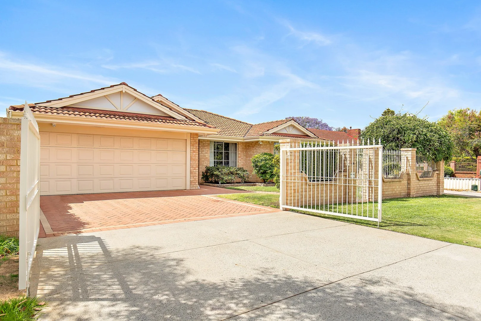 8a Bruning Road (1/33)