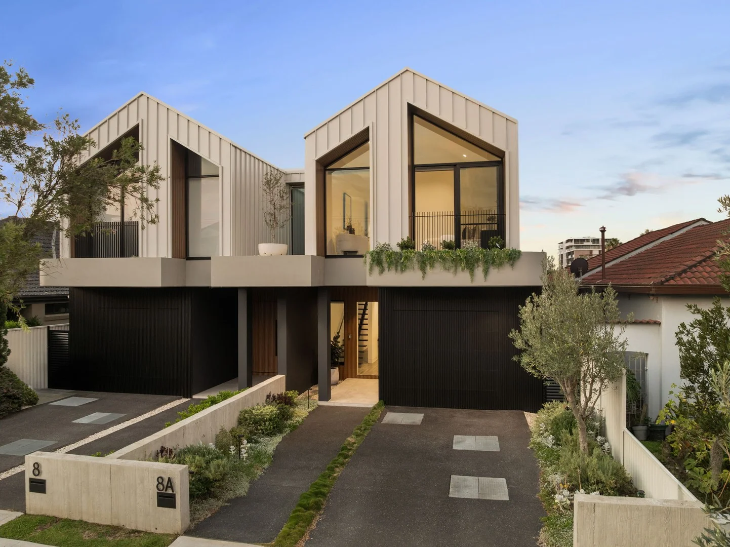 8A Clarkes Road (1/20)