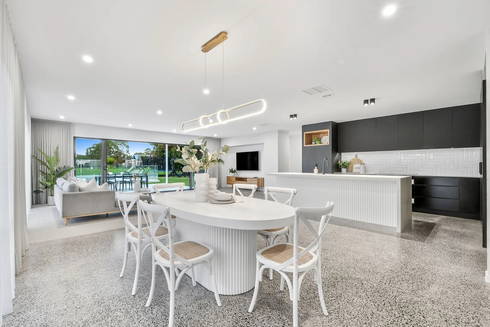 9-10 Landsdale Court - Image 5