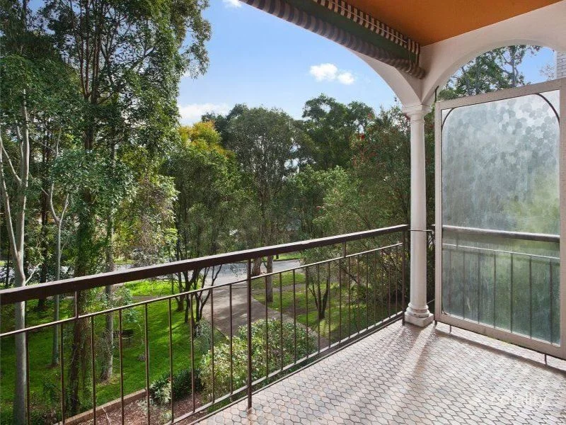 9/2-6 Bowen Street (1/6)
