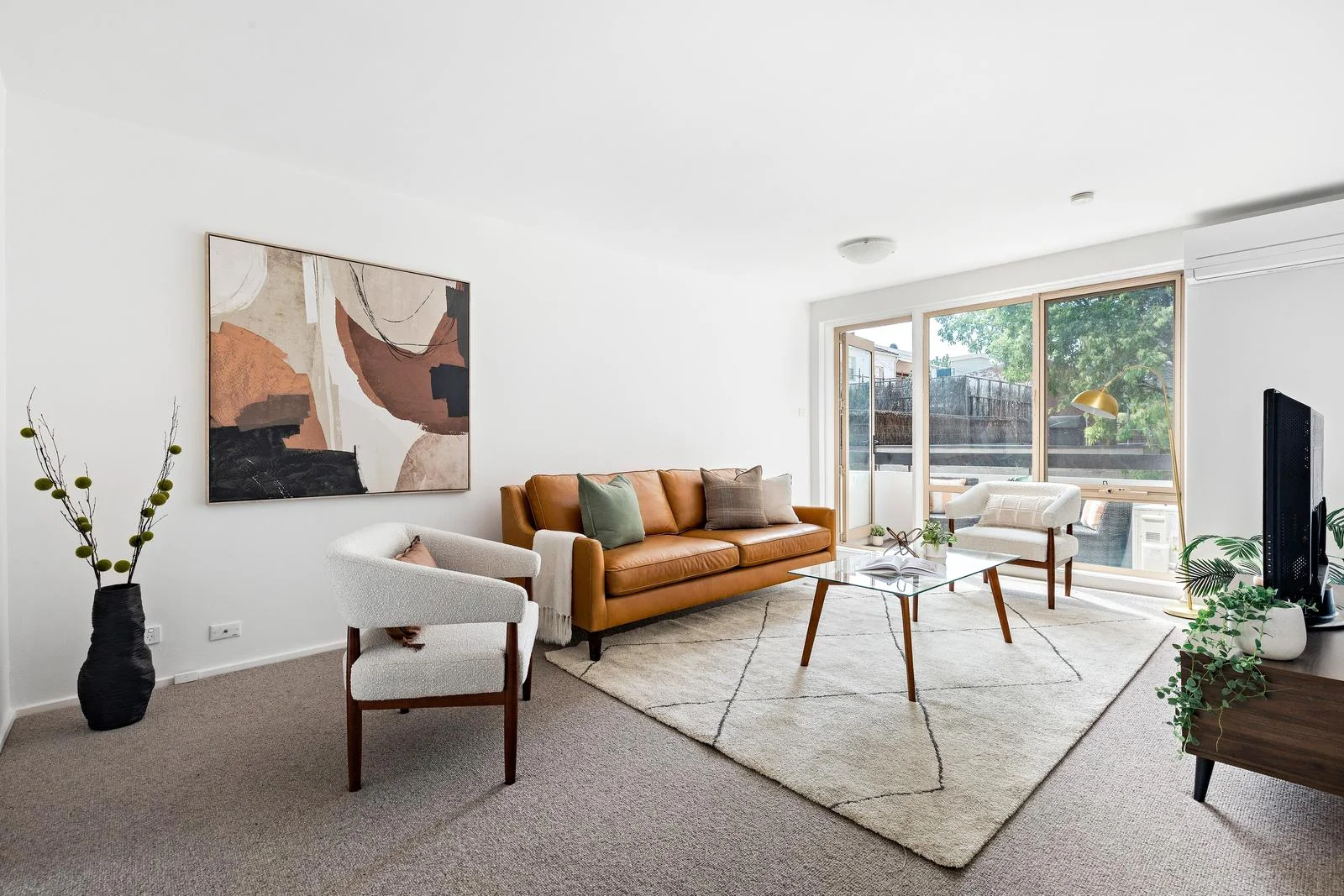 9/35 Walsh Street (1/12)