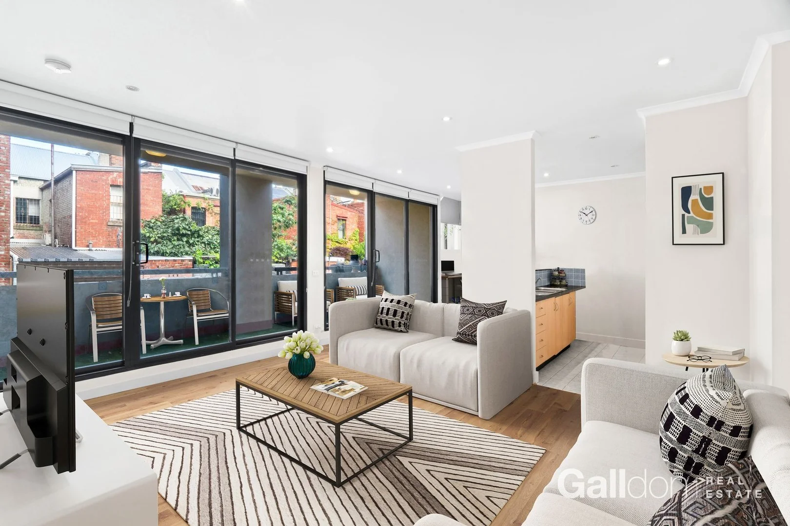 9/540 Swanston Street (1/13)