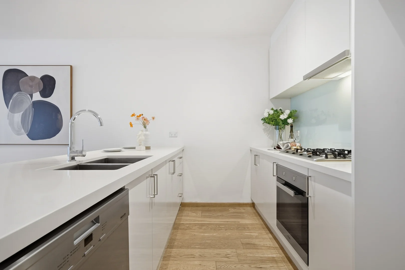 9/790 Elgar Road - Image 5