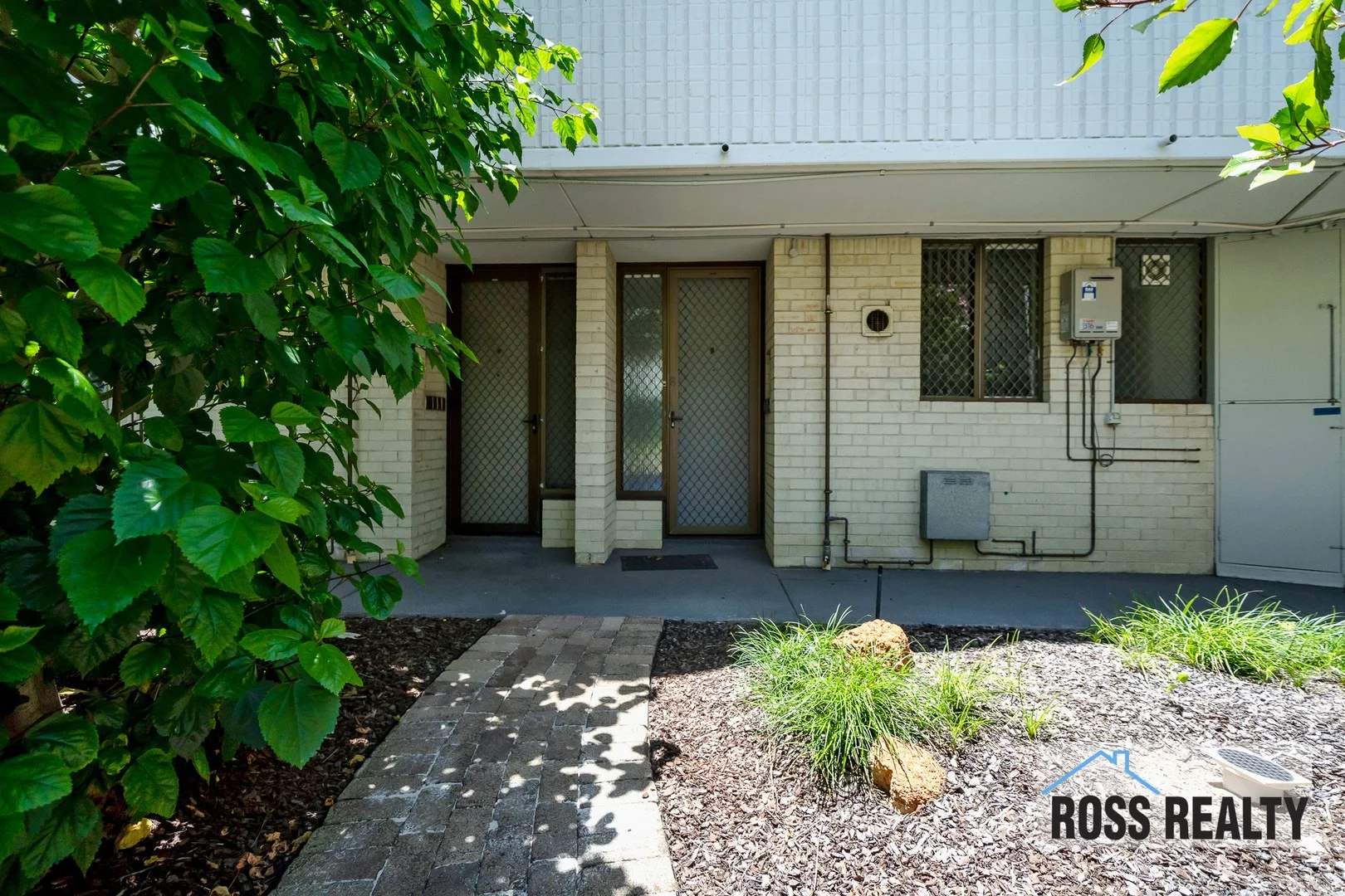 9/81 King William Street (1/17)