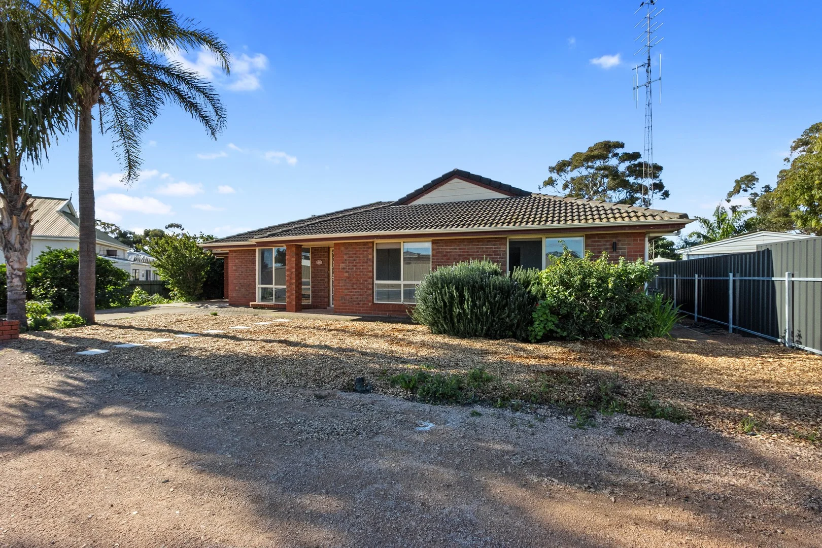 9 Agery Road - Image 4