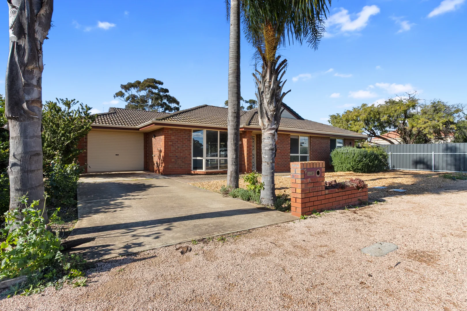 9 Agery Road - Image 3