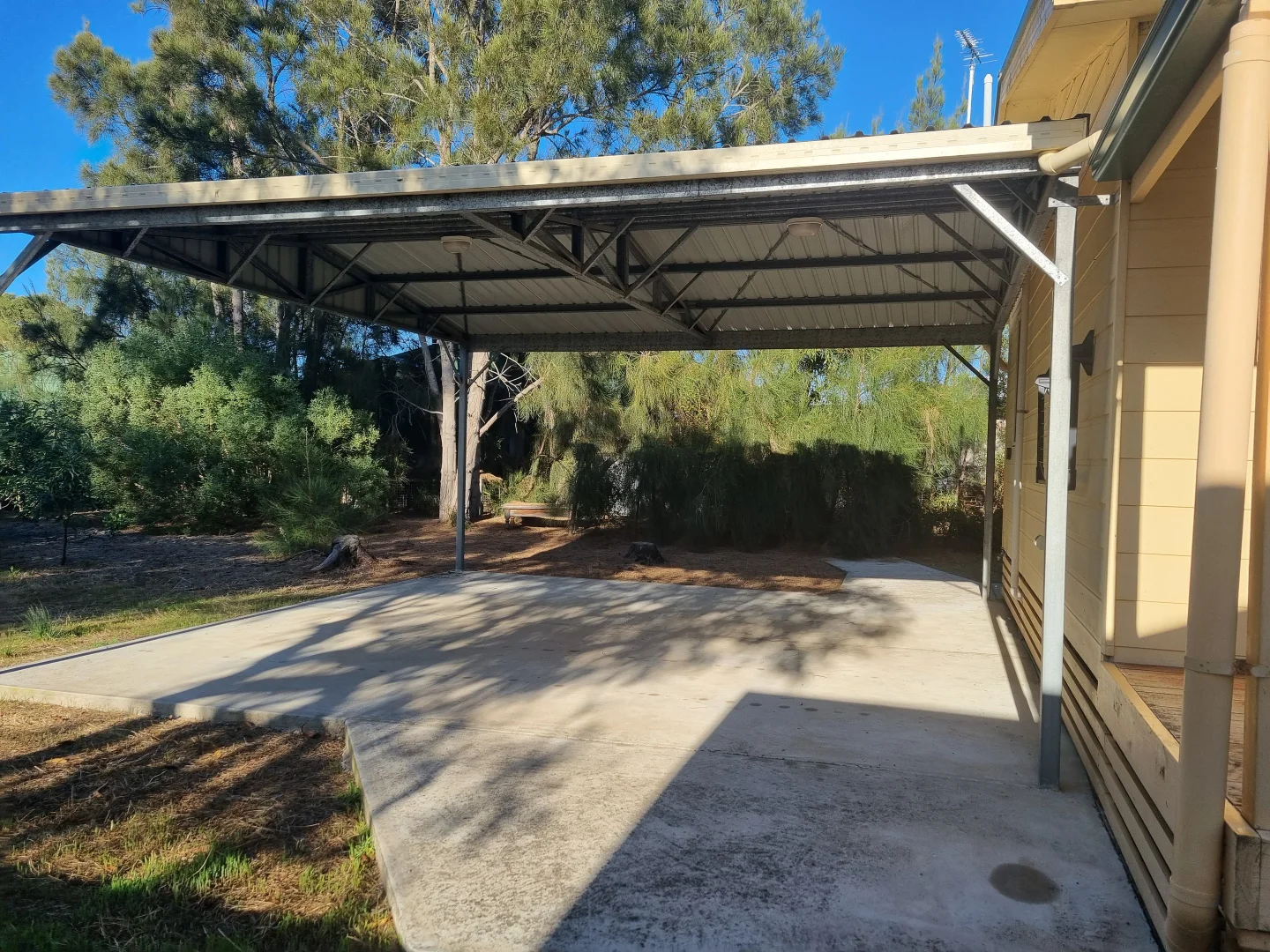 9 Beach Road - Image 4