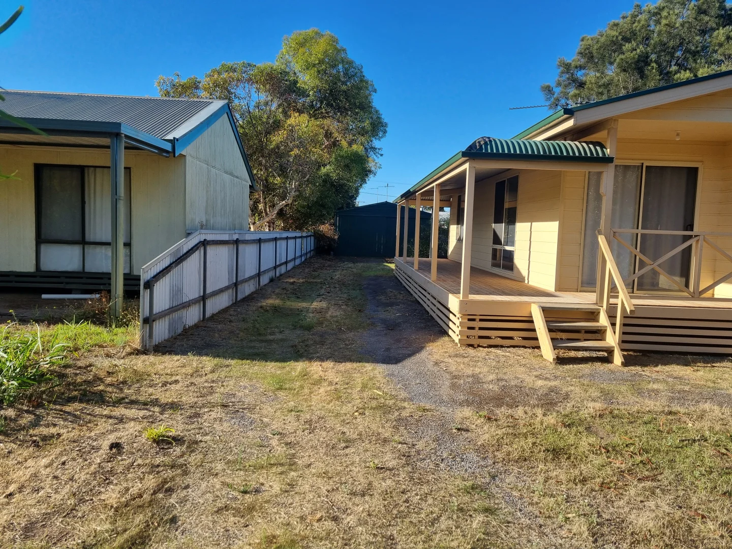 9 Beach Road - Image 2