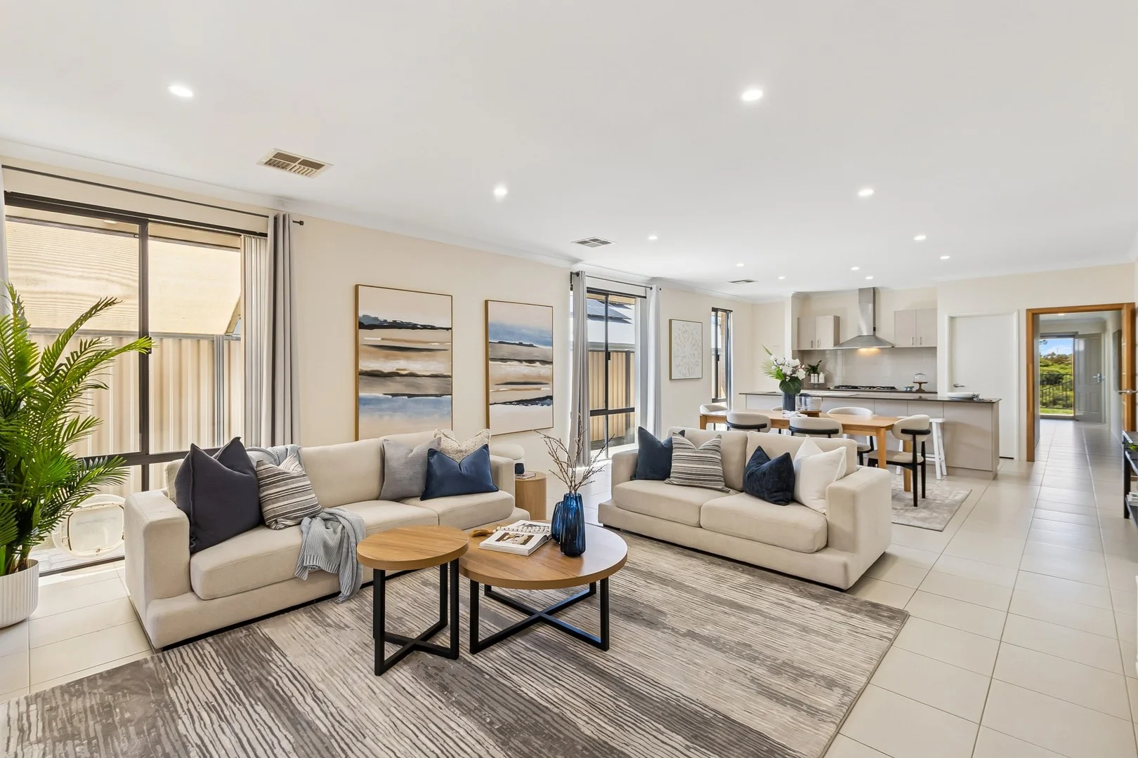 9 Bushside Drive (1/32)
