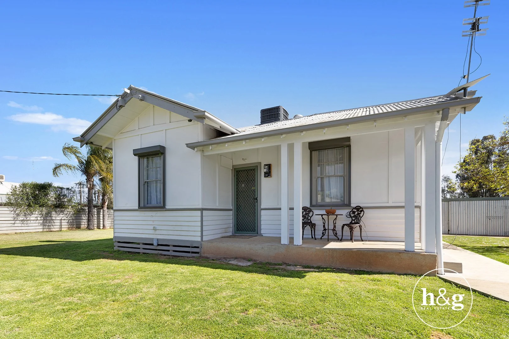 9 Cavell Street (1/22)