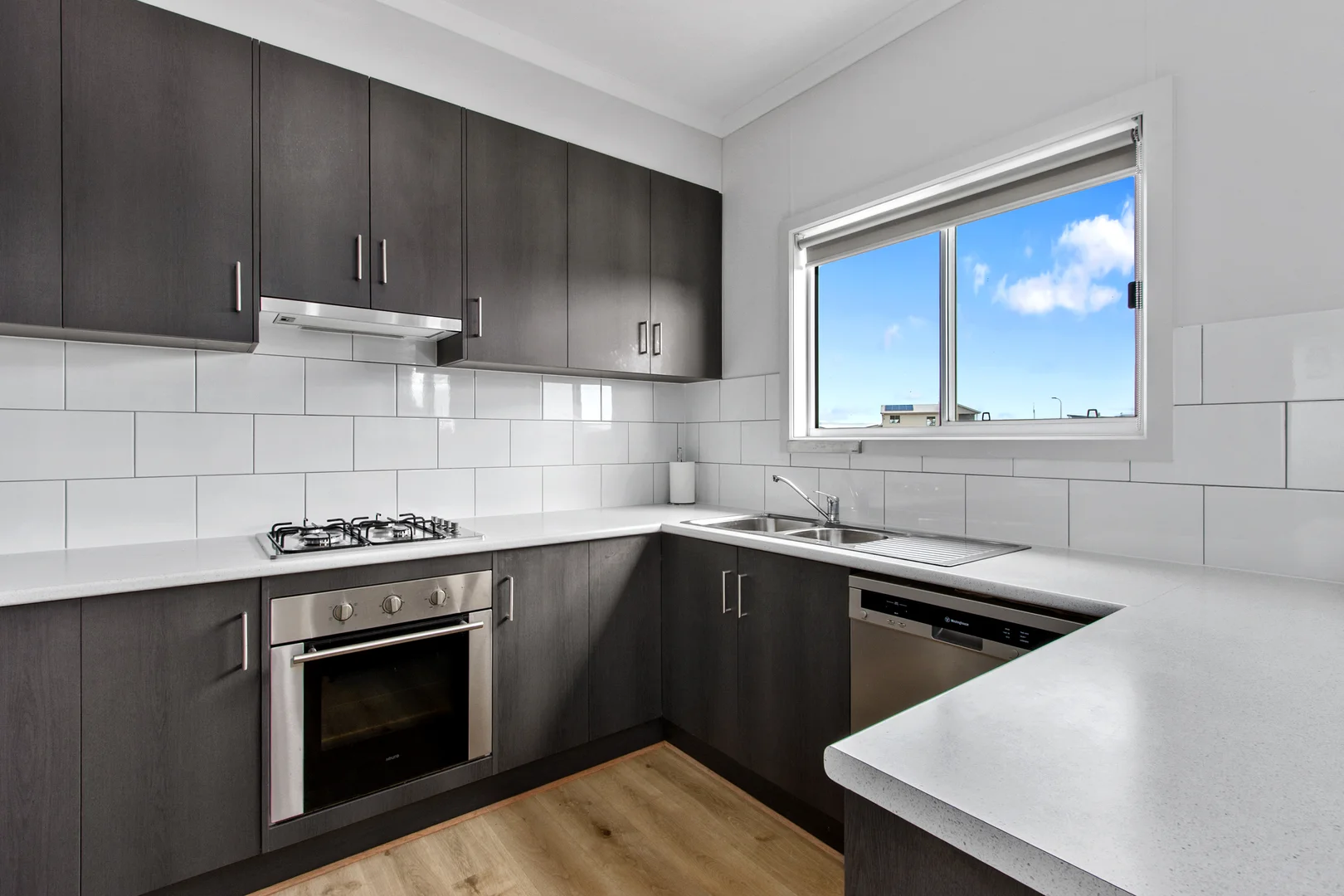 9 Dolphin Drive - Image 5