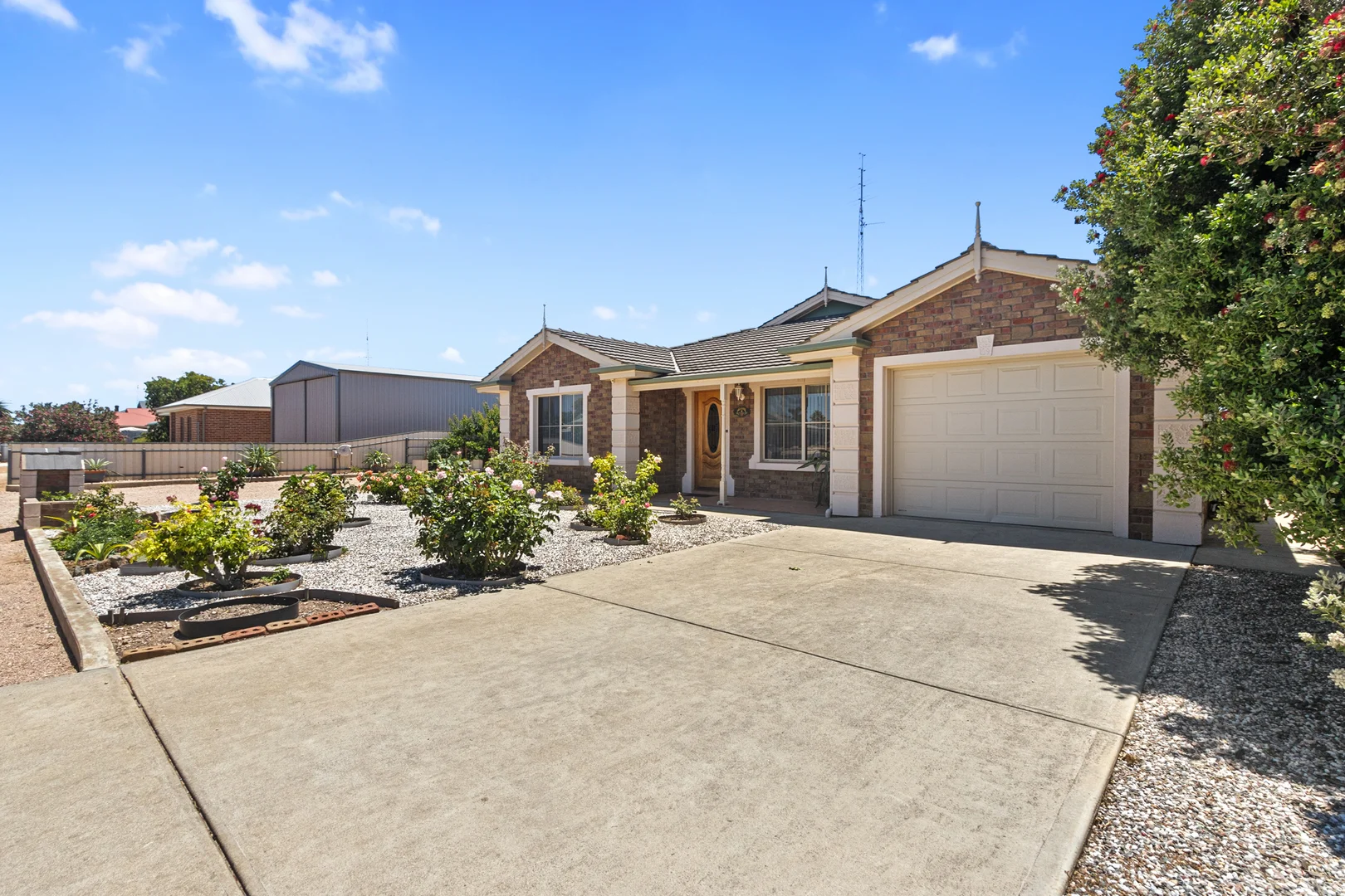 9 Errington Street - Image 2