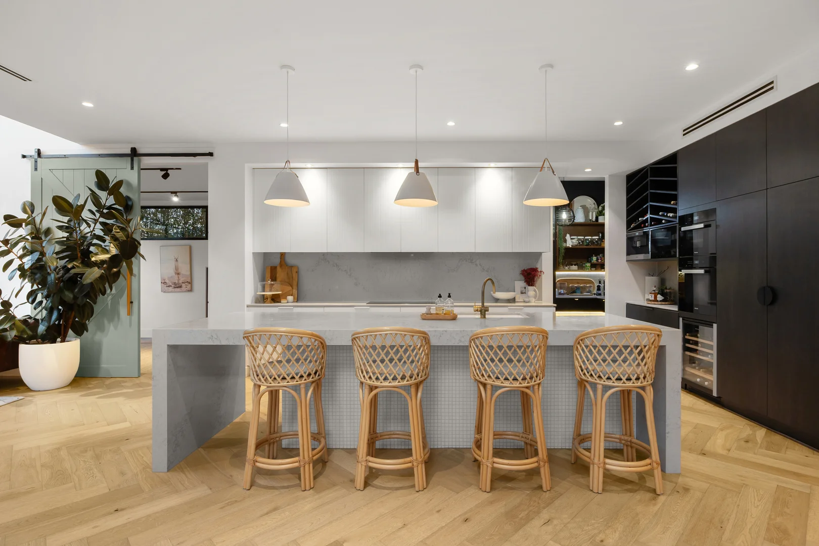 9 Gramatan Avenue - Image 4