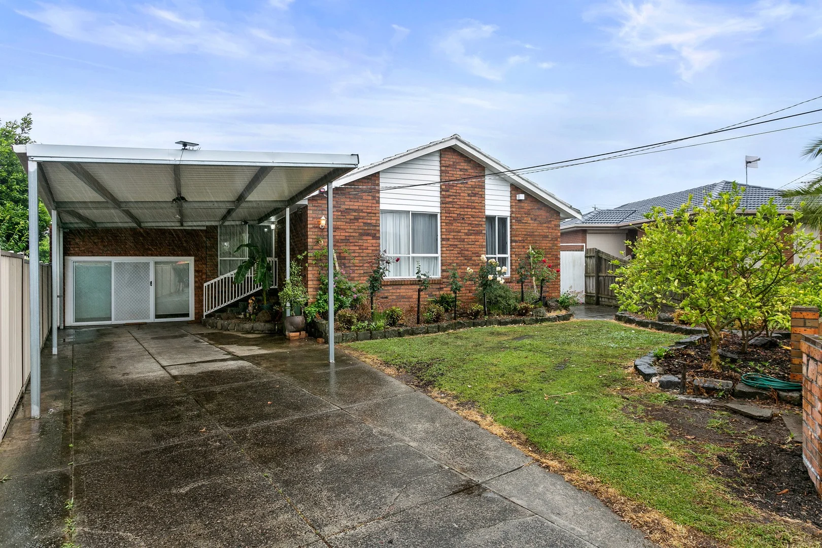 9 Gunsynd Close (1/1)