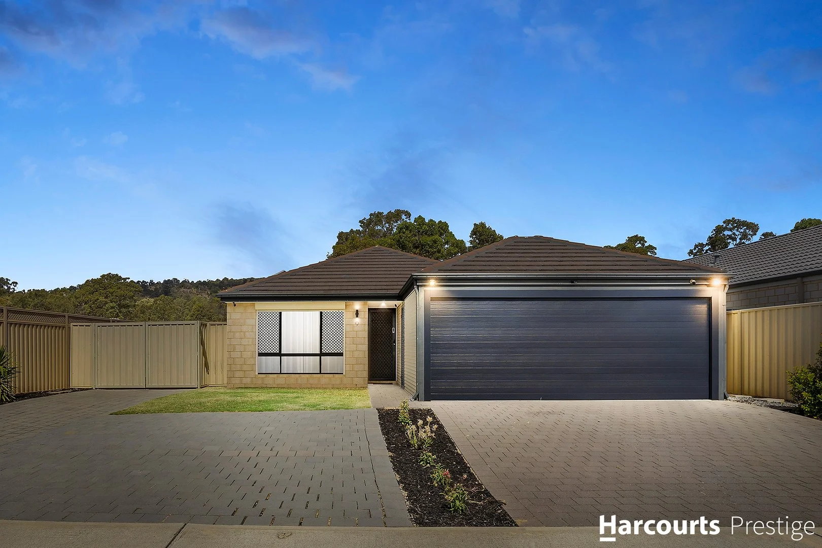 9 Hay Road (1/14)