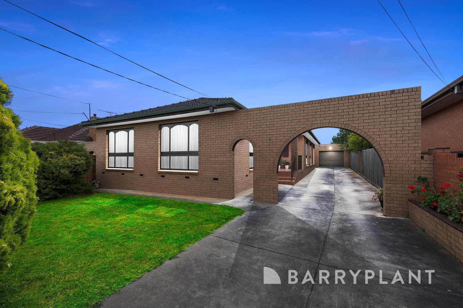 9 Ivanhoe Avenue (1/1)