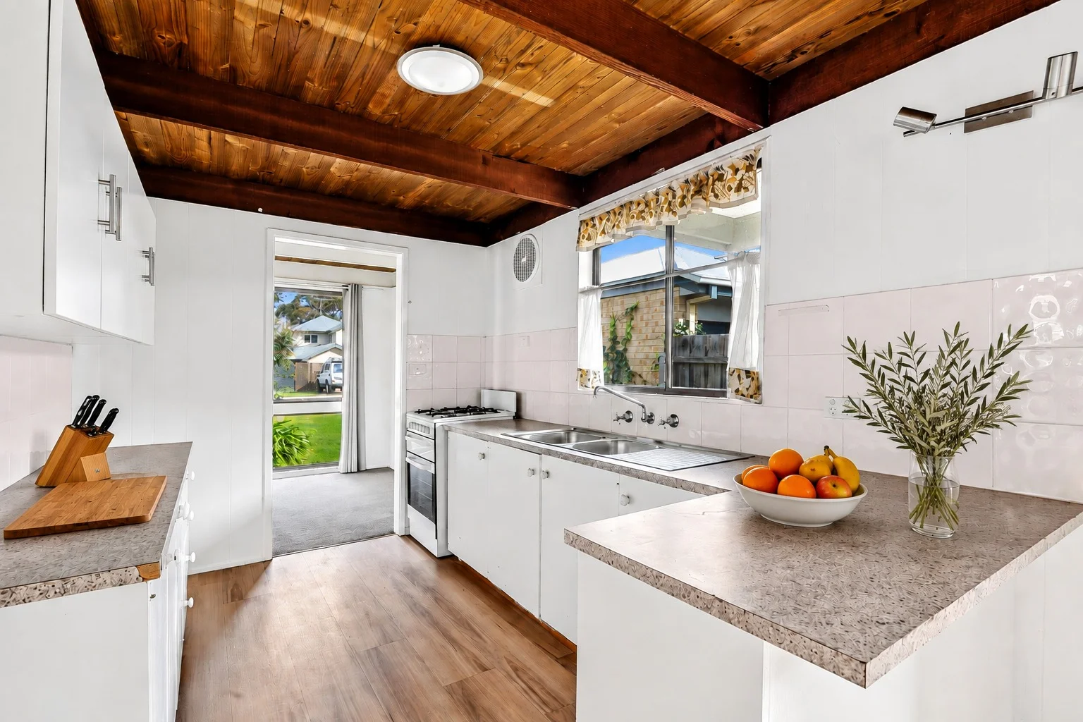 9 Jabiru Close - Image 3