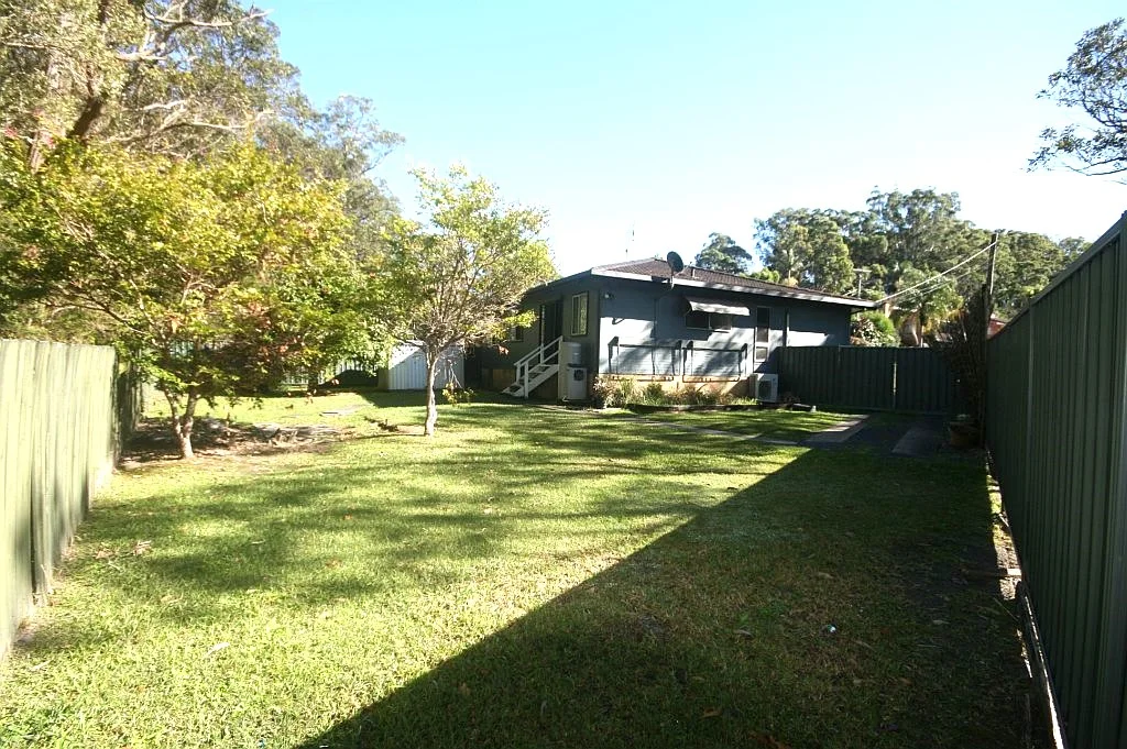9 Lewis Street (1/13)