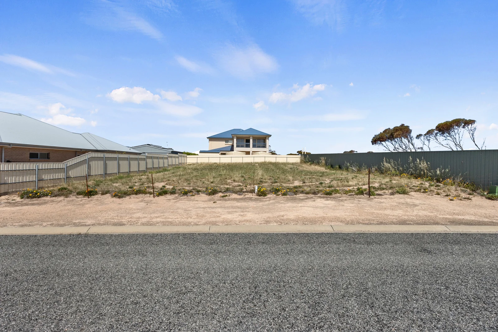 9 Mctavish Drive - Image 2
