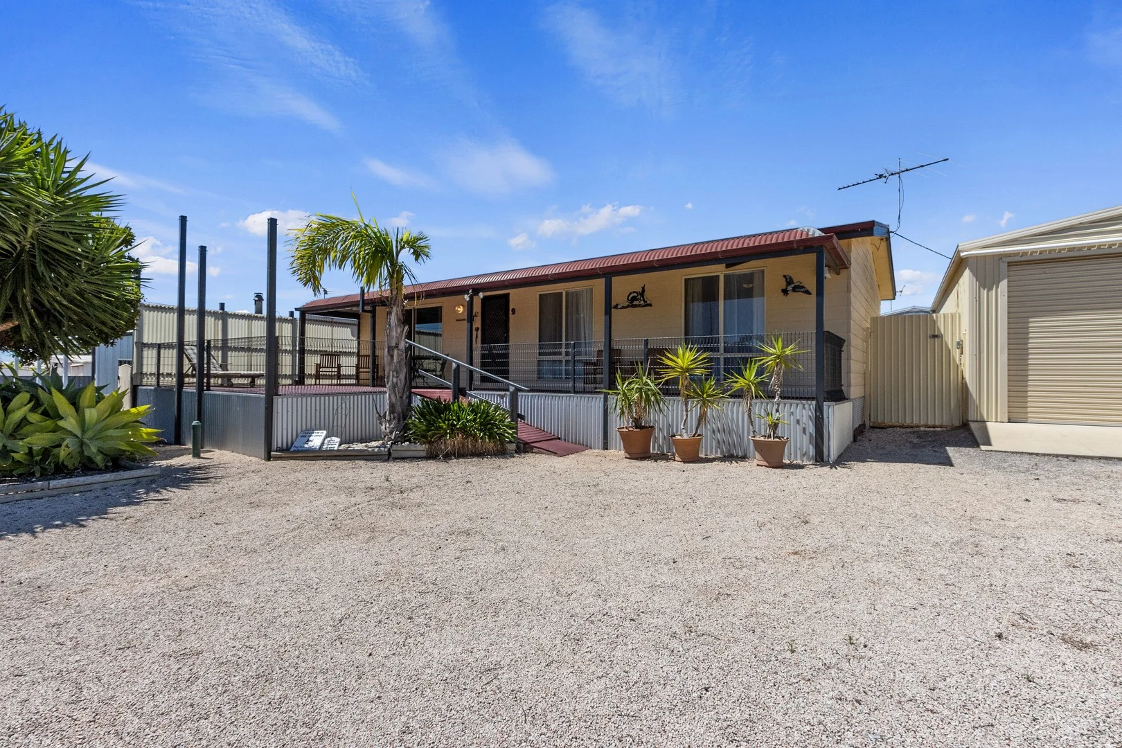 SOLD - $541,000