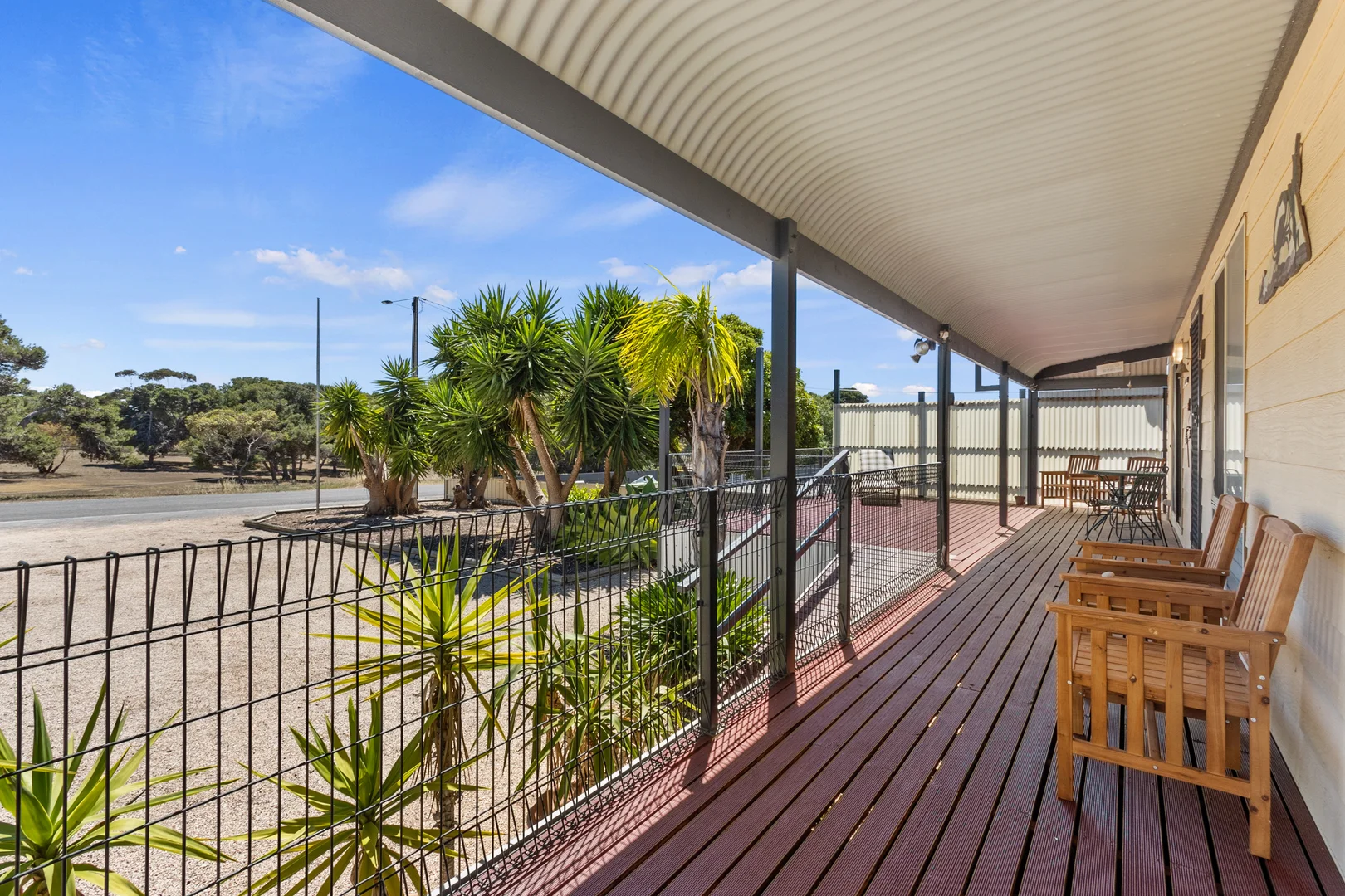 9 North Terrace - Image 4