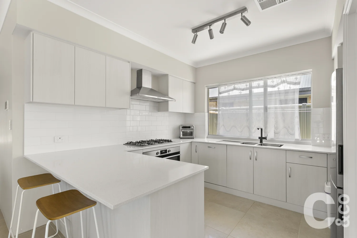 9 Oatlands Vista (1/20)