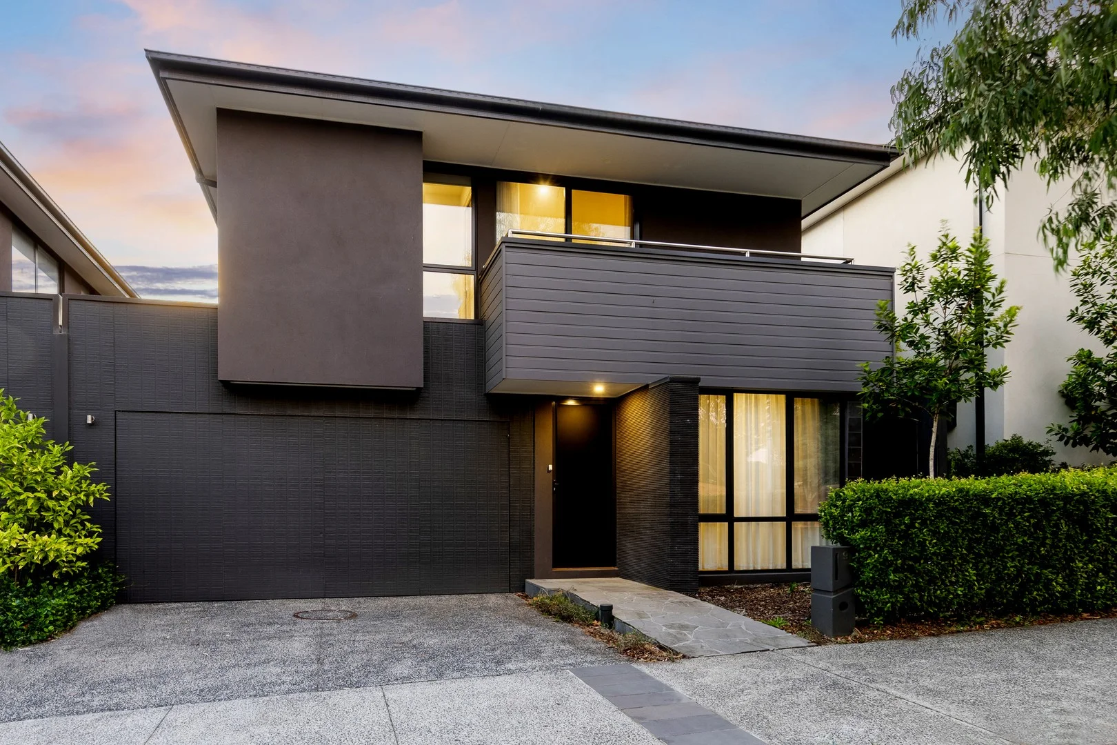 9 Parkview Road (1/1)