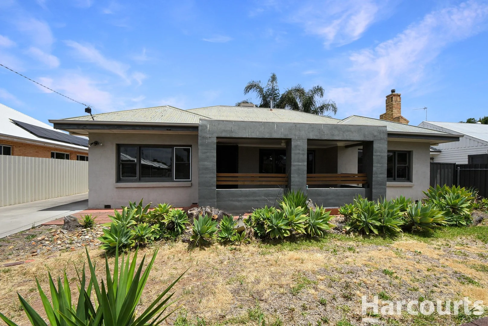 9 Wallis Street (1/15)