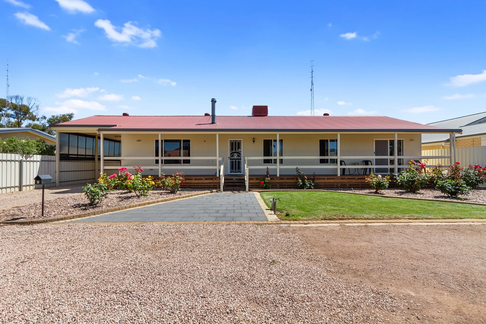 SOLD - $570,000